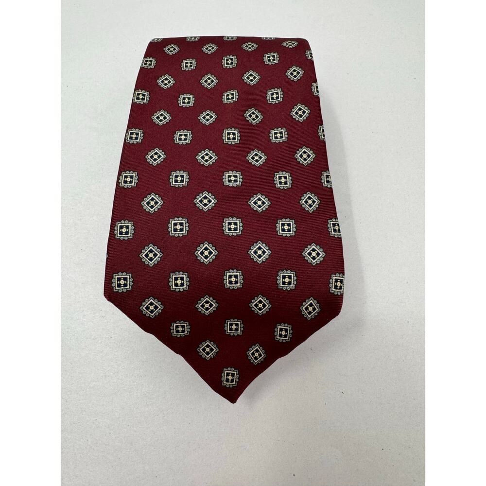 Mario Valentino Tie Men's Red 100% Italian Silk Necktie w/ Geometric Pattern